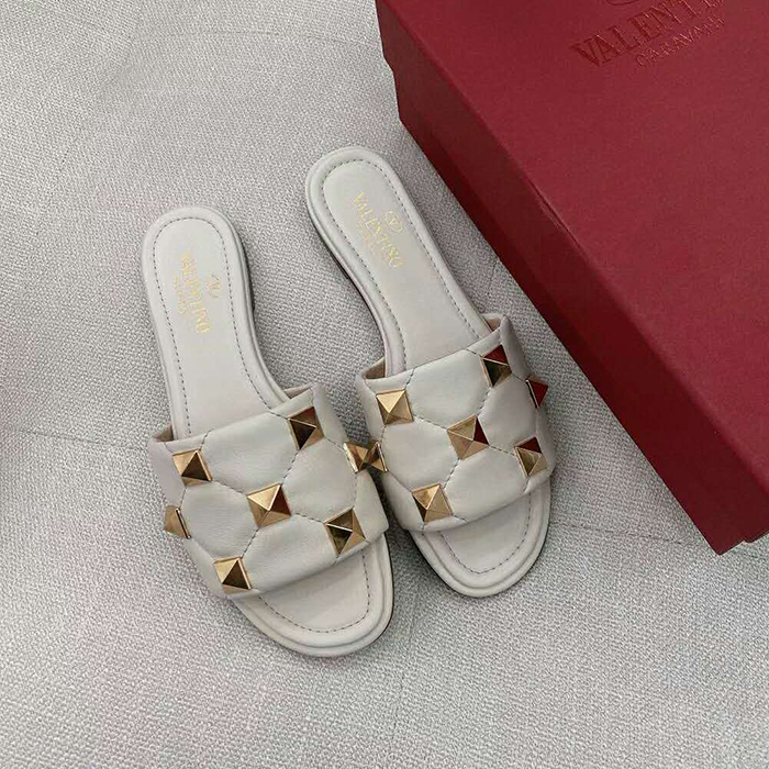 2021 Valentino women shoes