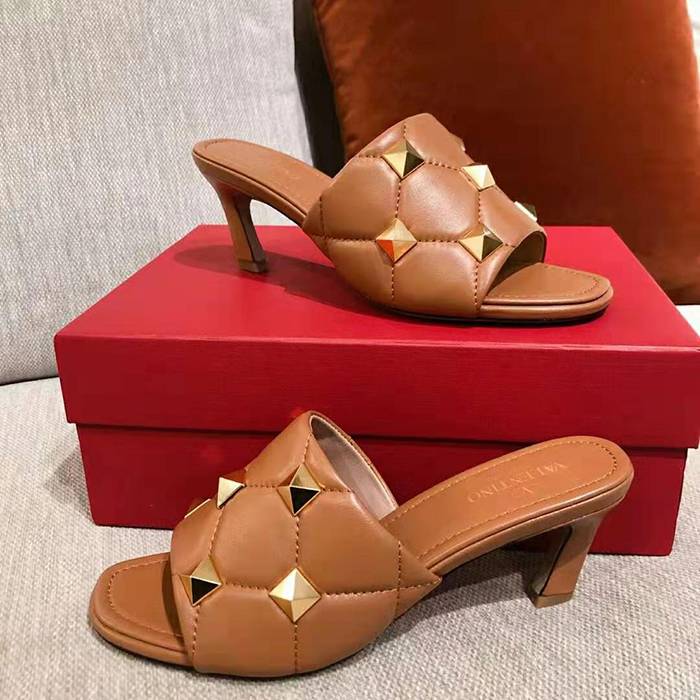 2021 Valentino women shoes