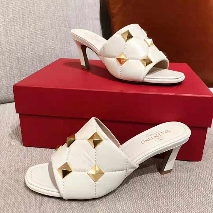 2021 Valentino women shoes