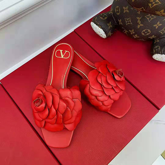 2021 Valentino women shoes