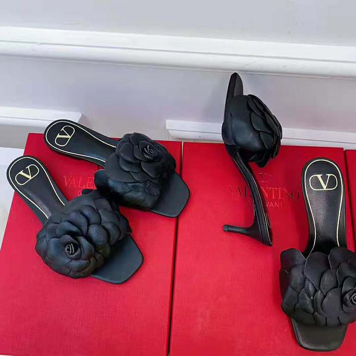 2021 Valentino women shoes