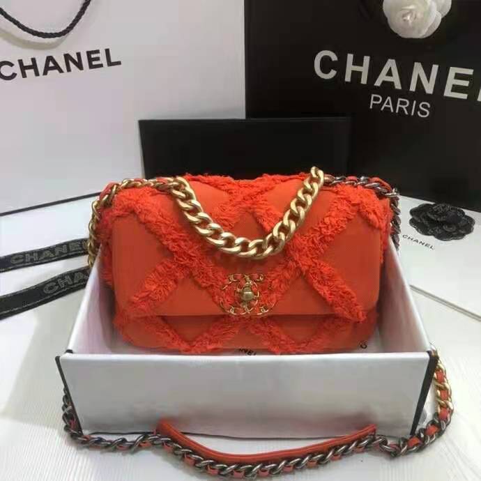 2021 chanel 19 flap bag