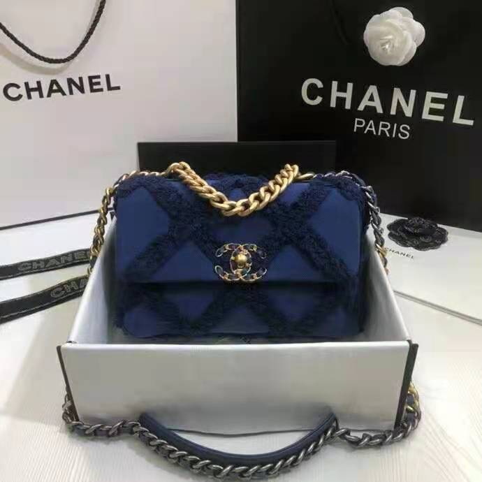 2021 chanel 19 flap bag