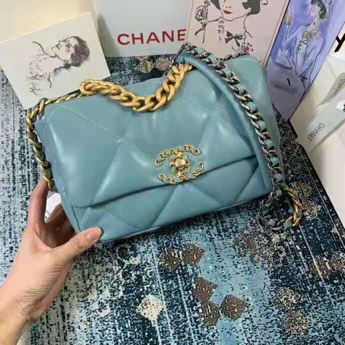 2021 chanel 19 flap bag