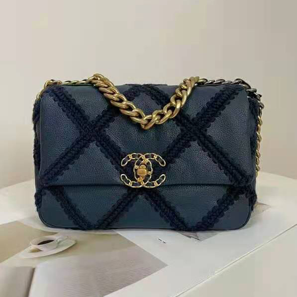 2021 chanel 19 flap bag