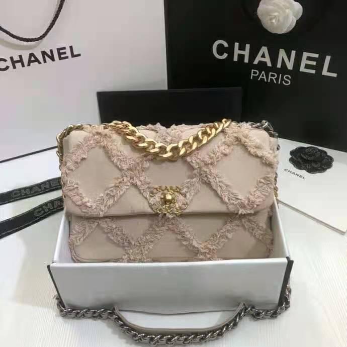 2021 chanel 19 flap bag