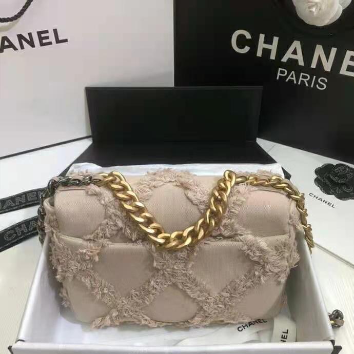 2021 chanel 19 flap bag