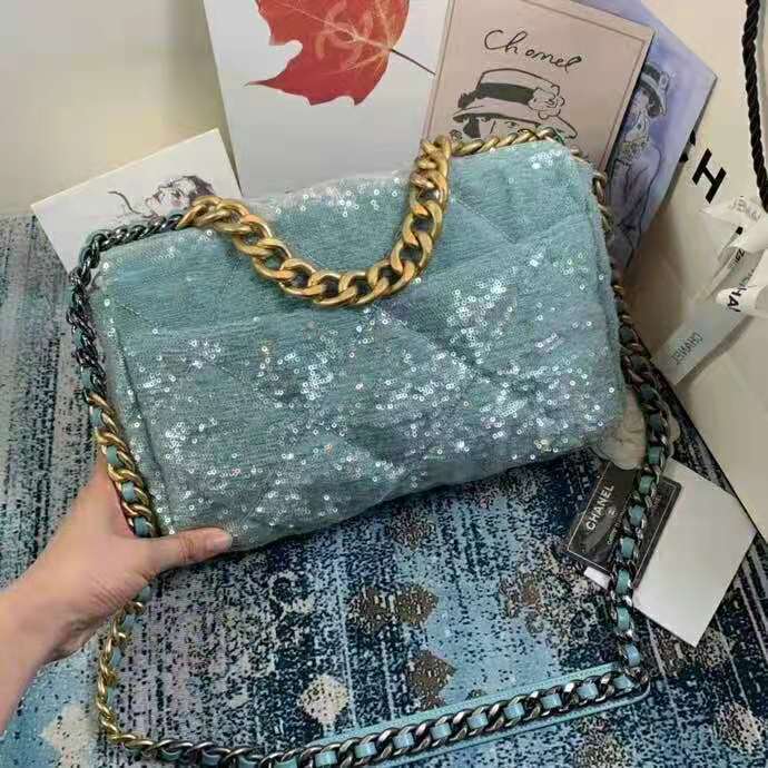 2021 chanel 19 flap bag