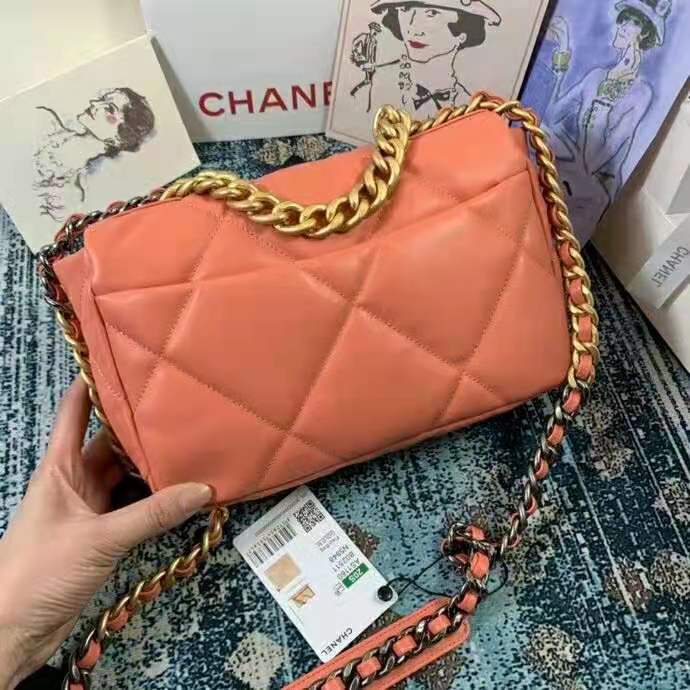 2021 chanel 19 flap bag