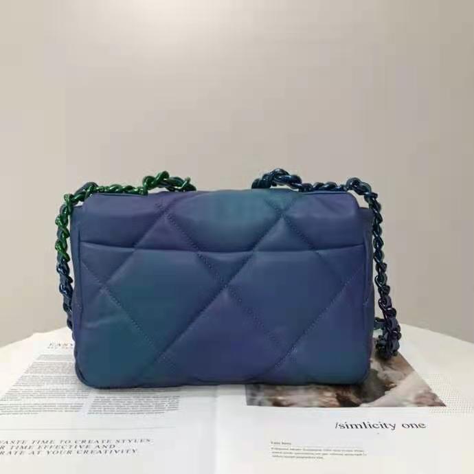 2021 chanel 19 flap bag