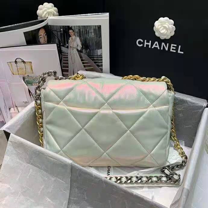 2021 chanel 19 flap bag