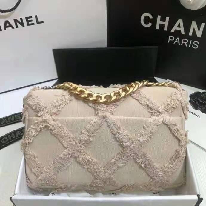 2021 chanel 19 flap bag