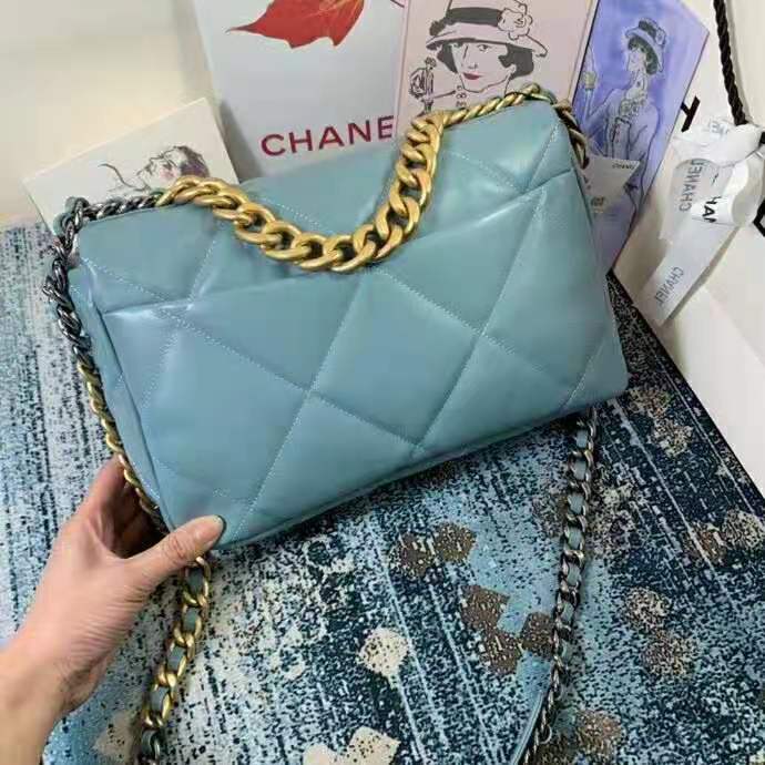 2021 chanel 19 flap bag