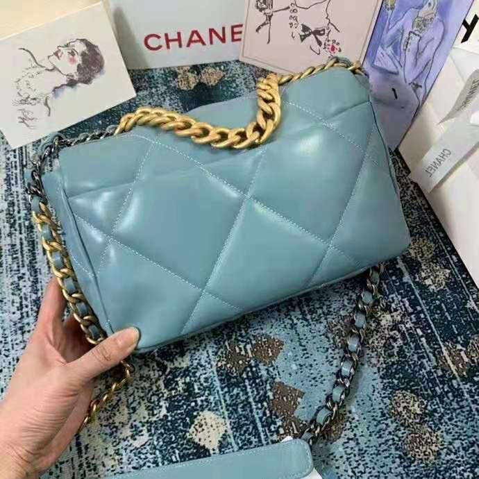 2021 chanel 19 flap bag