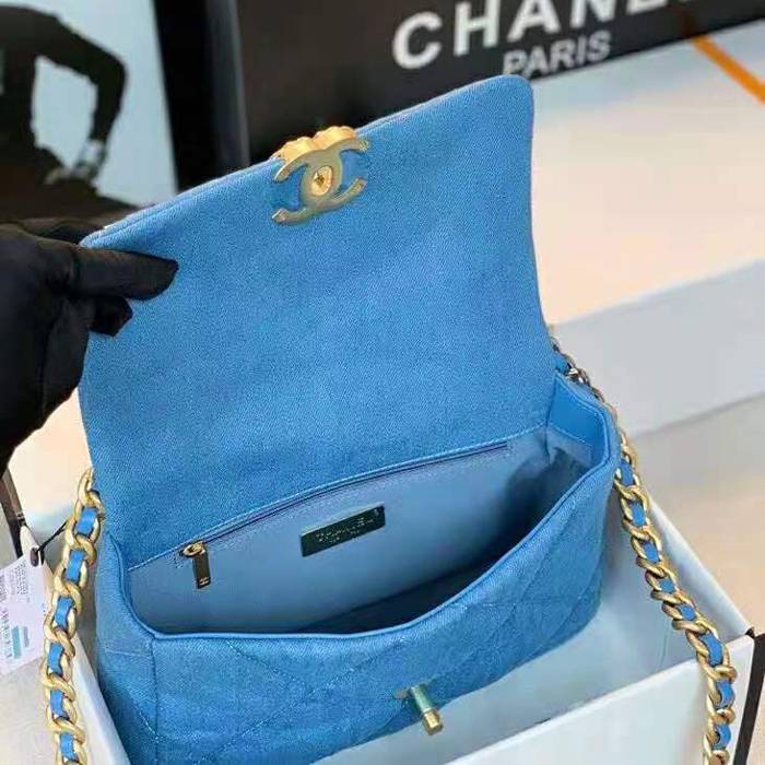 2021 chanel 19 flap bag