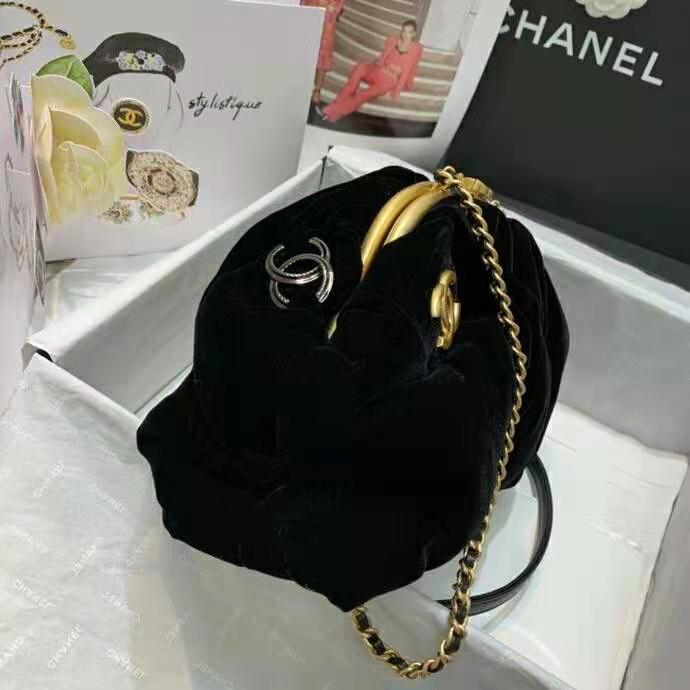 2021 chanel clutch