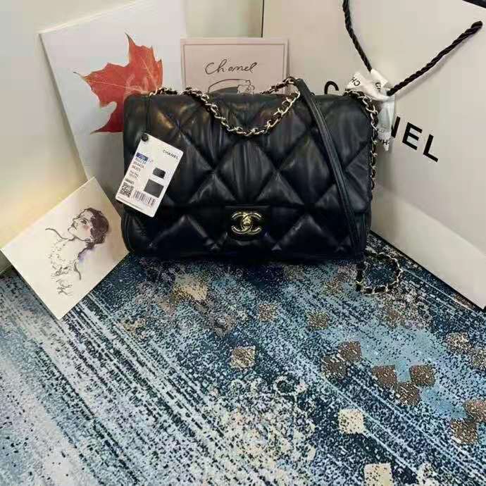 2021 chanel large flap bag