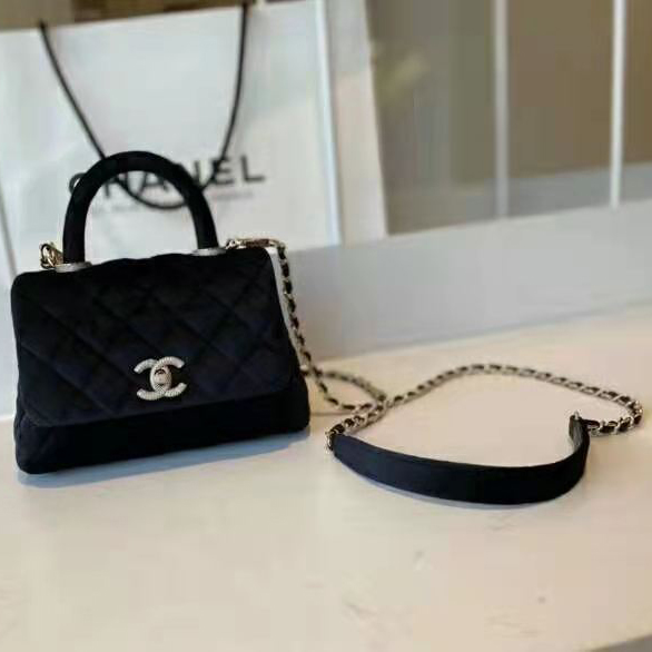 2021 chanel mini flap bag with top handle