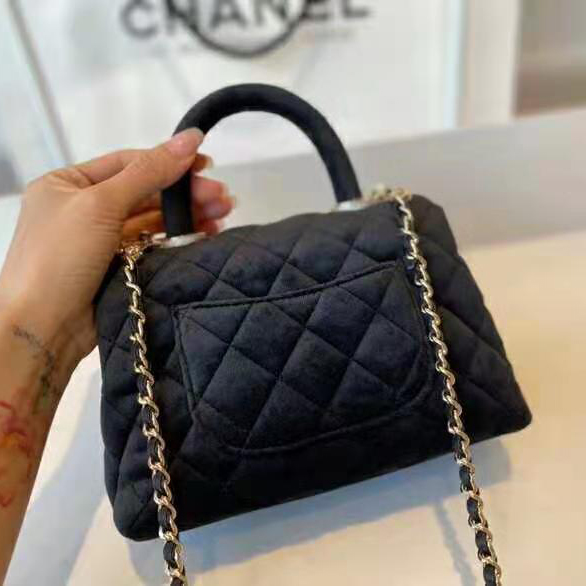 2021 chanel mini flap bag with top handle