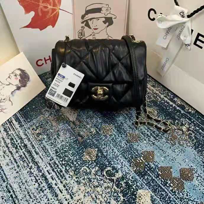 2021 chanel small flap bag