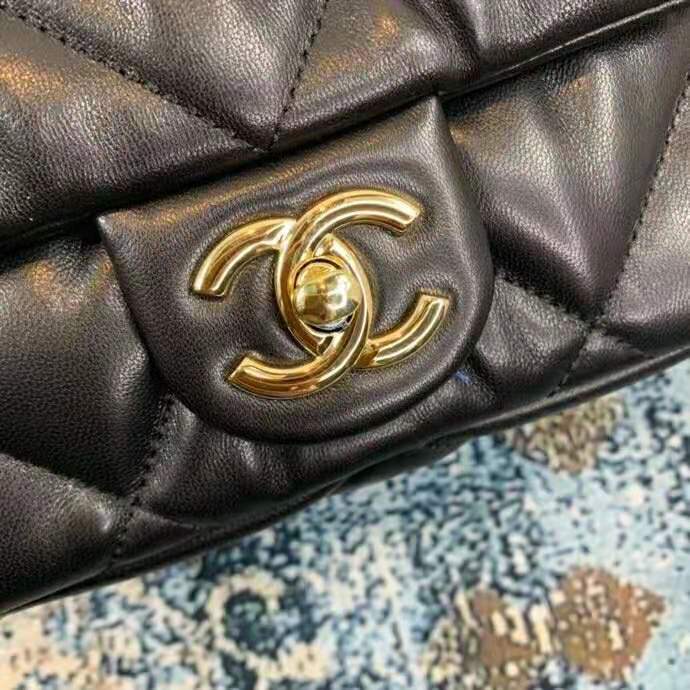 2021 chanel small flap bag