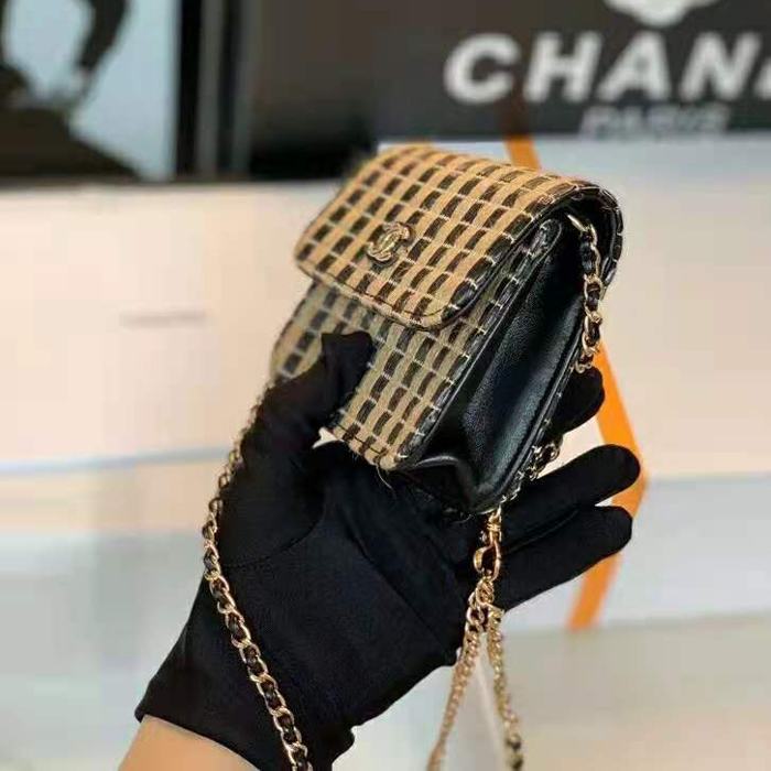 2021 chanel small vanity with chain