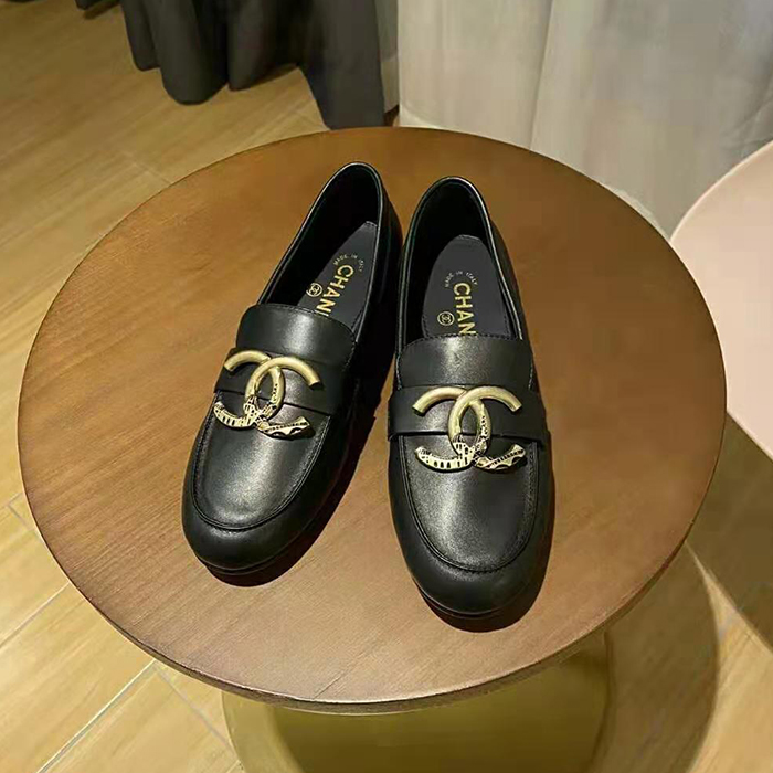 2021 chanle loafers