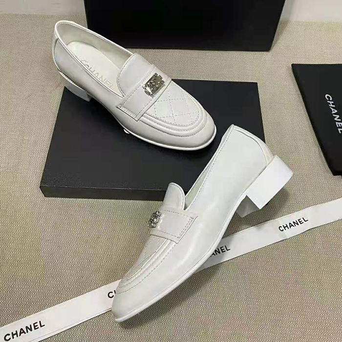 2021 chanle loafers