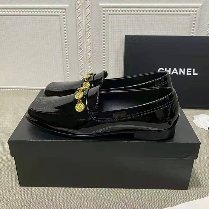 2021 chanle loafers