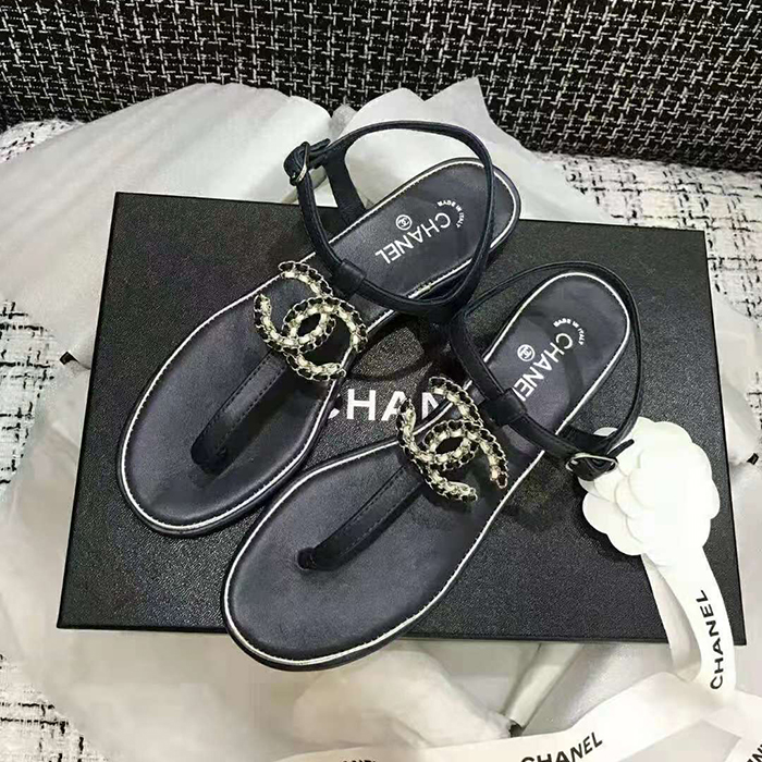 2021 chanle sandals