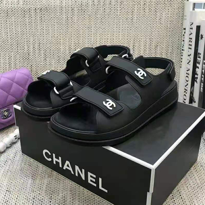 2021 chanle sandals