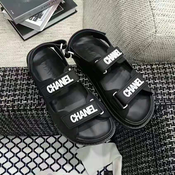 2021 chanle sandals