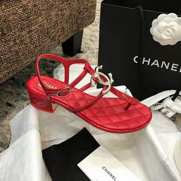 2021 chanle sandals