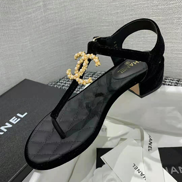 2021 chanle sandals