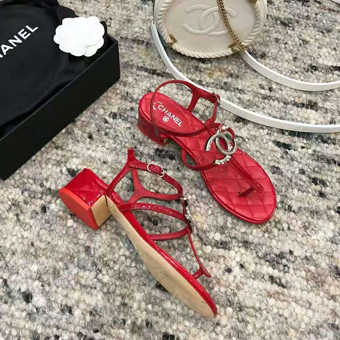 2021 chanle sandals