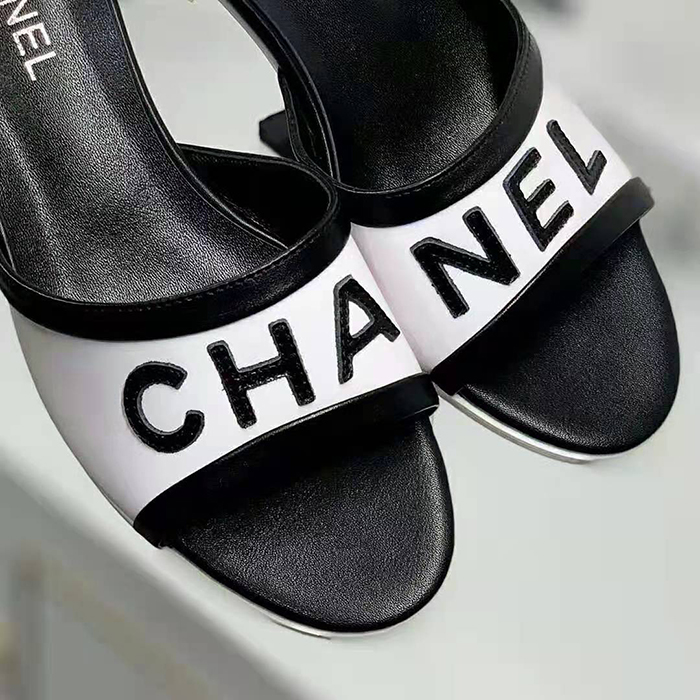 2021 chanle sandals