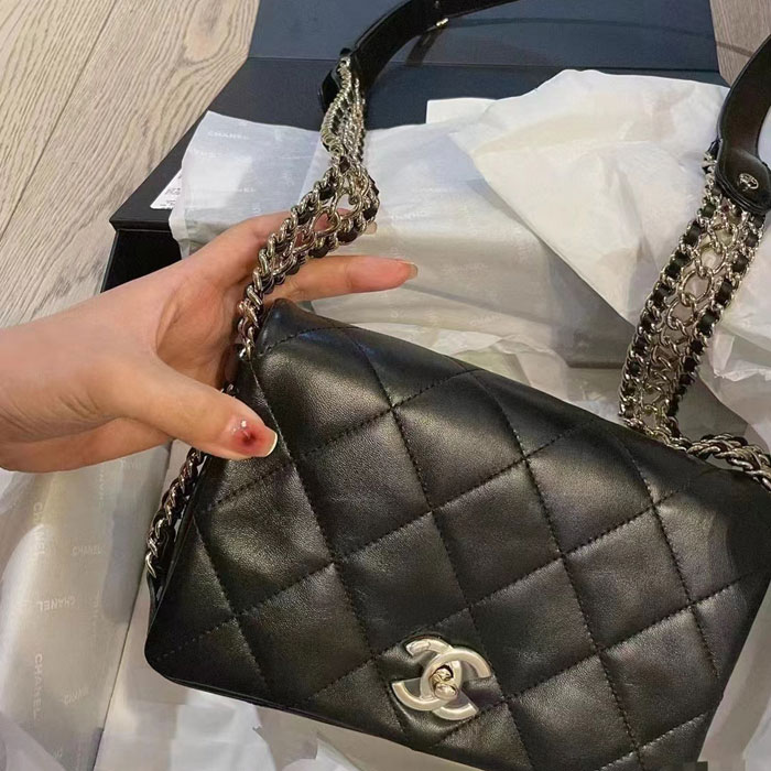 2022 Chanel 22 Flap Bag
