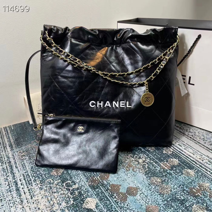 2022 Chanel 22 Handbag