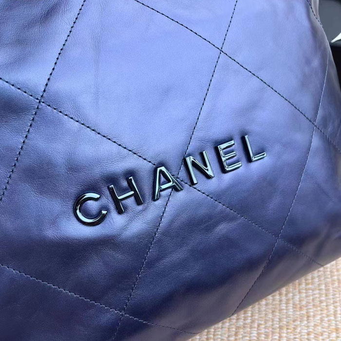 2022 Chanel 22 Small Handbag