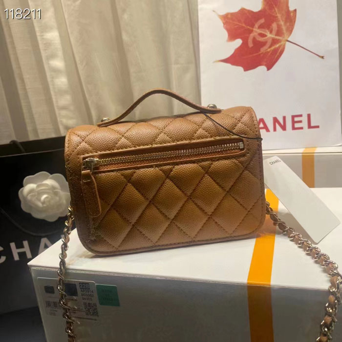 2022 Chanel CLUTCH WITH CHAIN