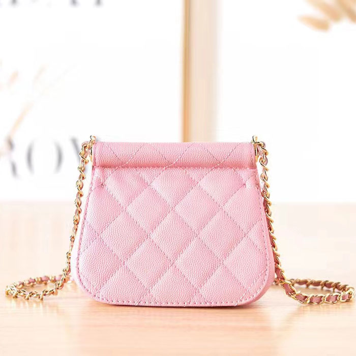 2022 Chanel CLUTCH WITH CHAIN