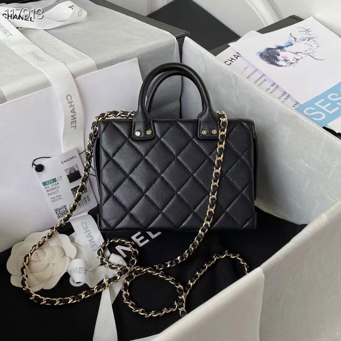 2022 Chanel SMALL VANITY CASE