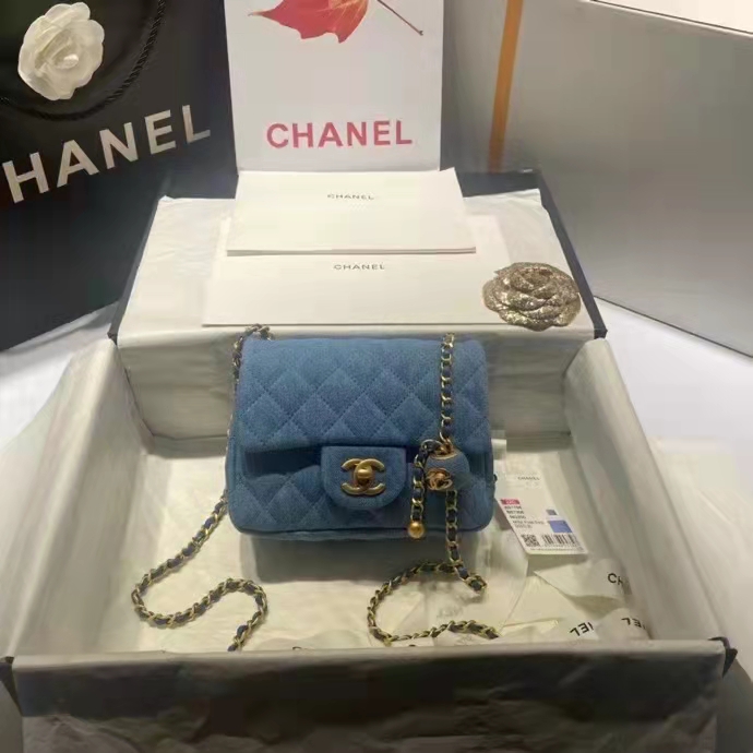 2022 Chanel mini flap bag