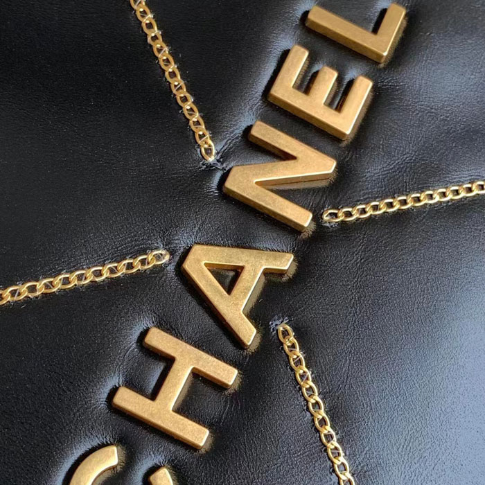2023 Chanel 22 Handbag