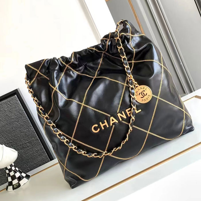 2023 Chanel 22 Small Handbag