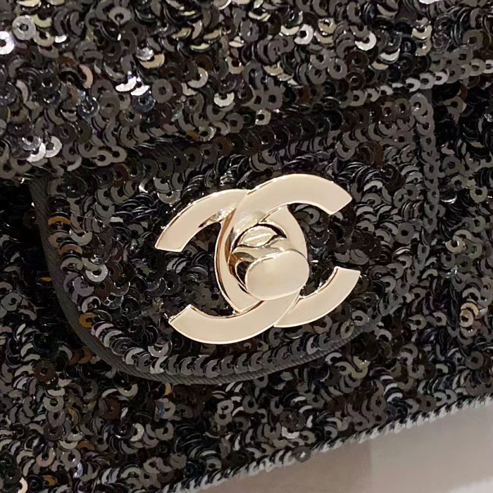 2023 Chanel Classic Mini Flap Bags