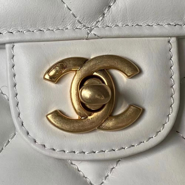 2023 Chanel MESSENGER BAG