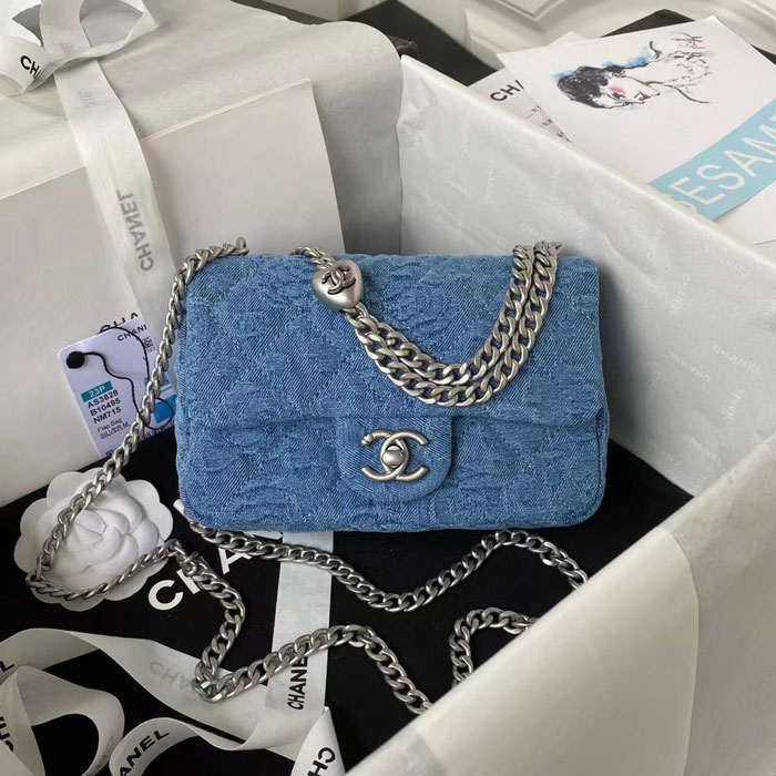 2023 Chanel MINI FLAP BAG