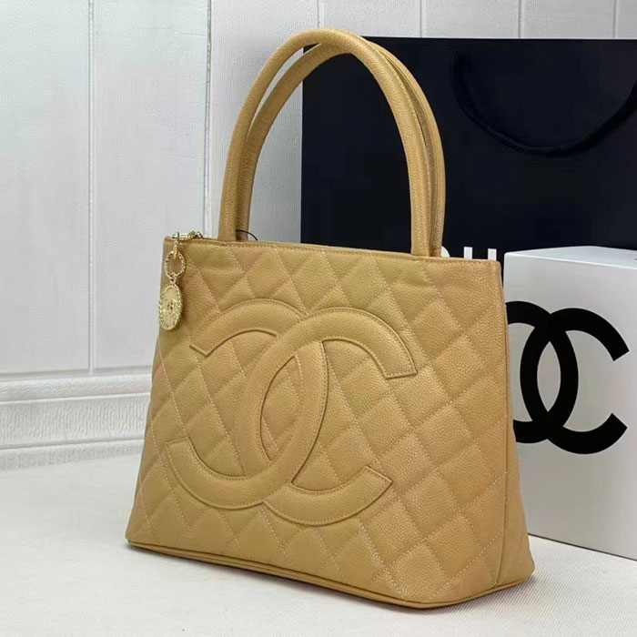 2023 Chanel Vintage tote bag