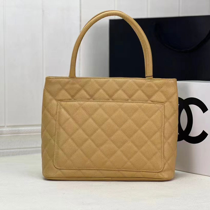 2023 Chanel Vintage tote bag